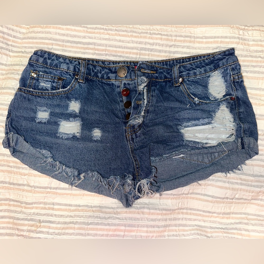 SIGNATURE8 Distressed Cut Off Denim Shorts Blue Frayed Hem Button Pockets